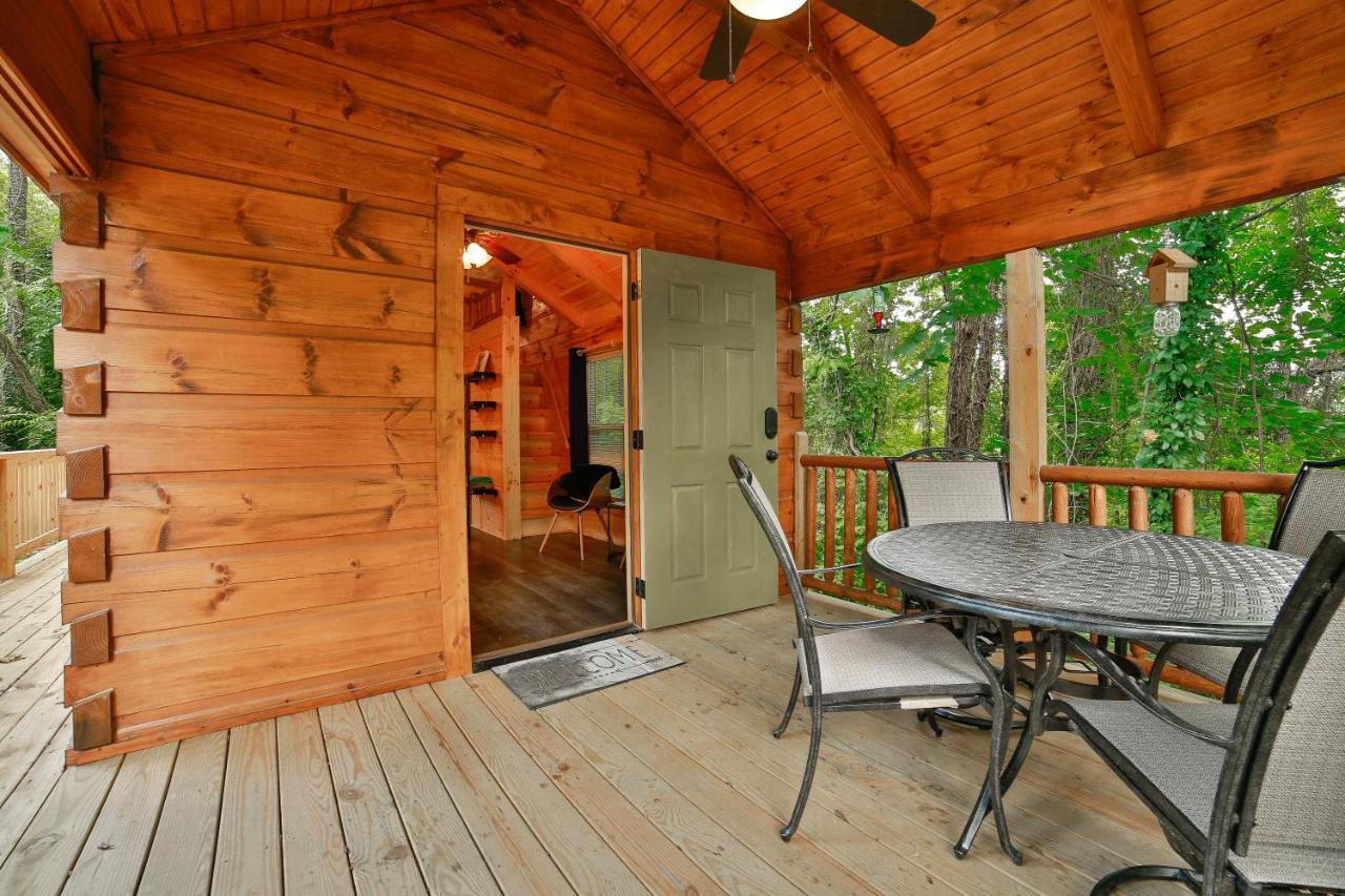 Thomas Cabin Forest Tiny Cabin With Hot Tub Chattanooga Ngoại thất bức ảnh