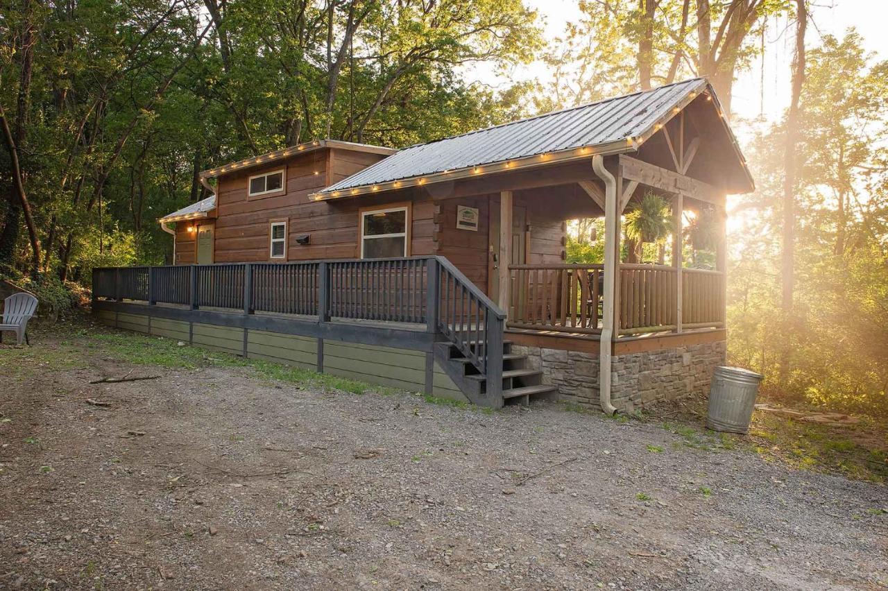Thomas Cabin Forest Tiny Cabin With Hot Tub Chattanooga Ngoại thất bức ảnh